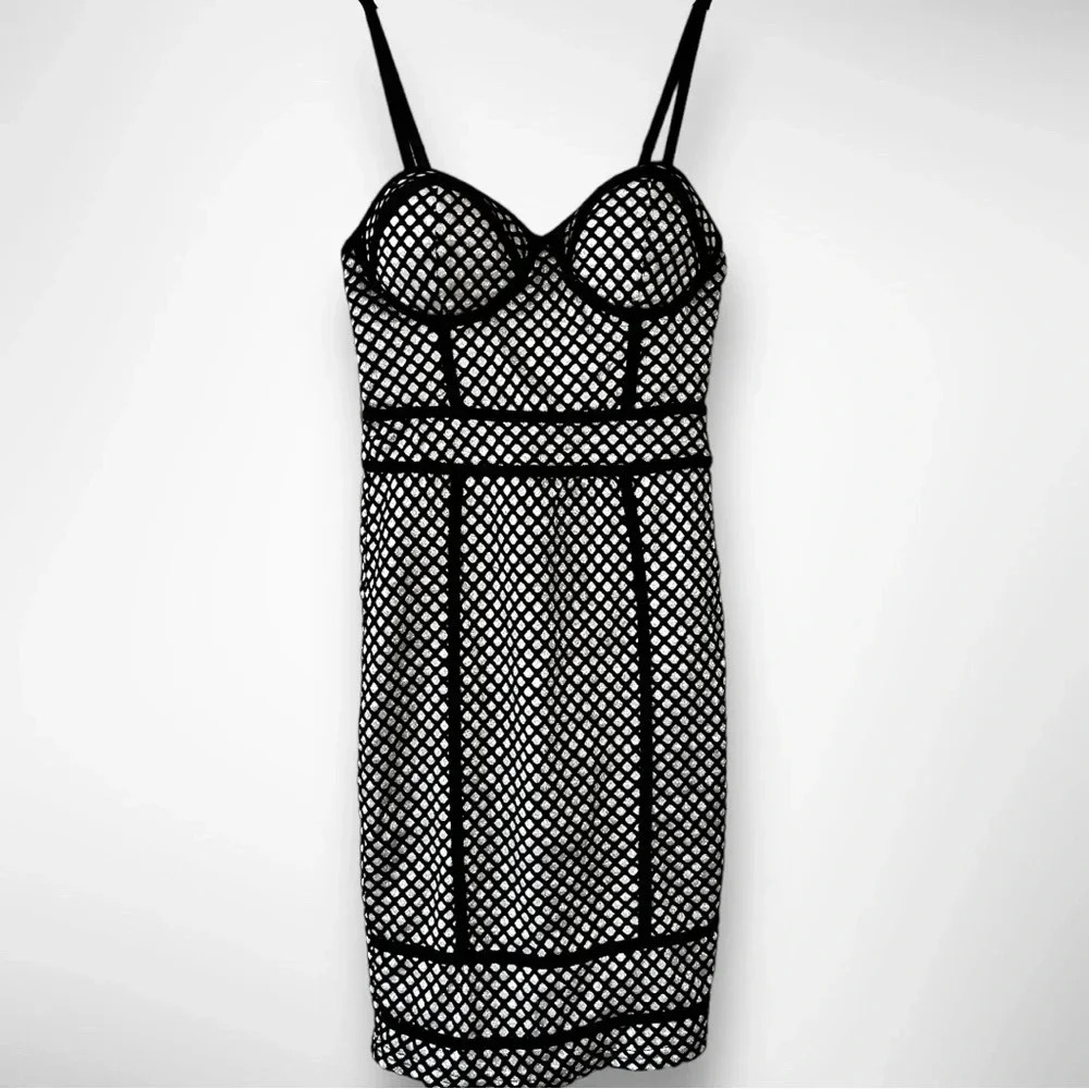 AKIRA Silver And Black Honeycomb Bodycon Dress Size Small | EUC